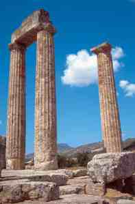 Εικ. 1 Ο ναός του Διός στη Νεμέα 330 π.Χ. (Φωτ. Τουριστικές διαδρομές)